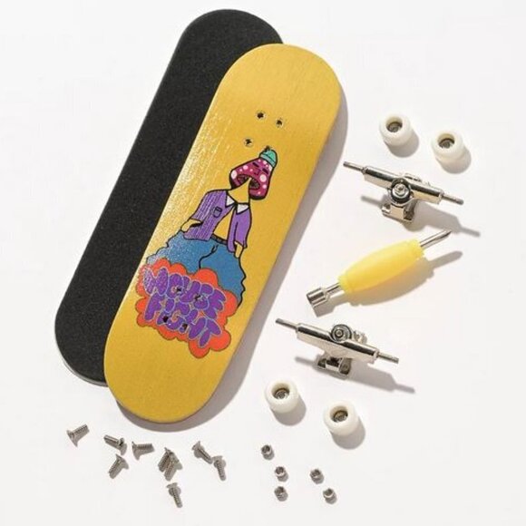 🐣2/60🐣NWT Housefight Snappy Yellow Fingerboard Kit Mini skateboard kit - Picture 2 of 14